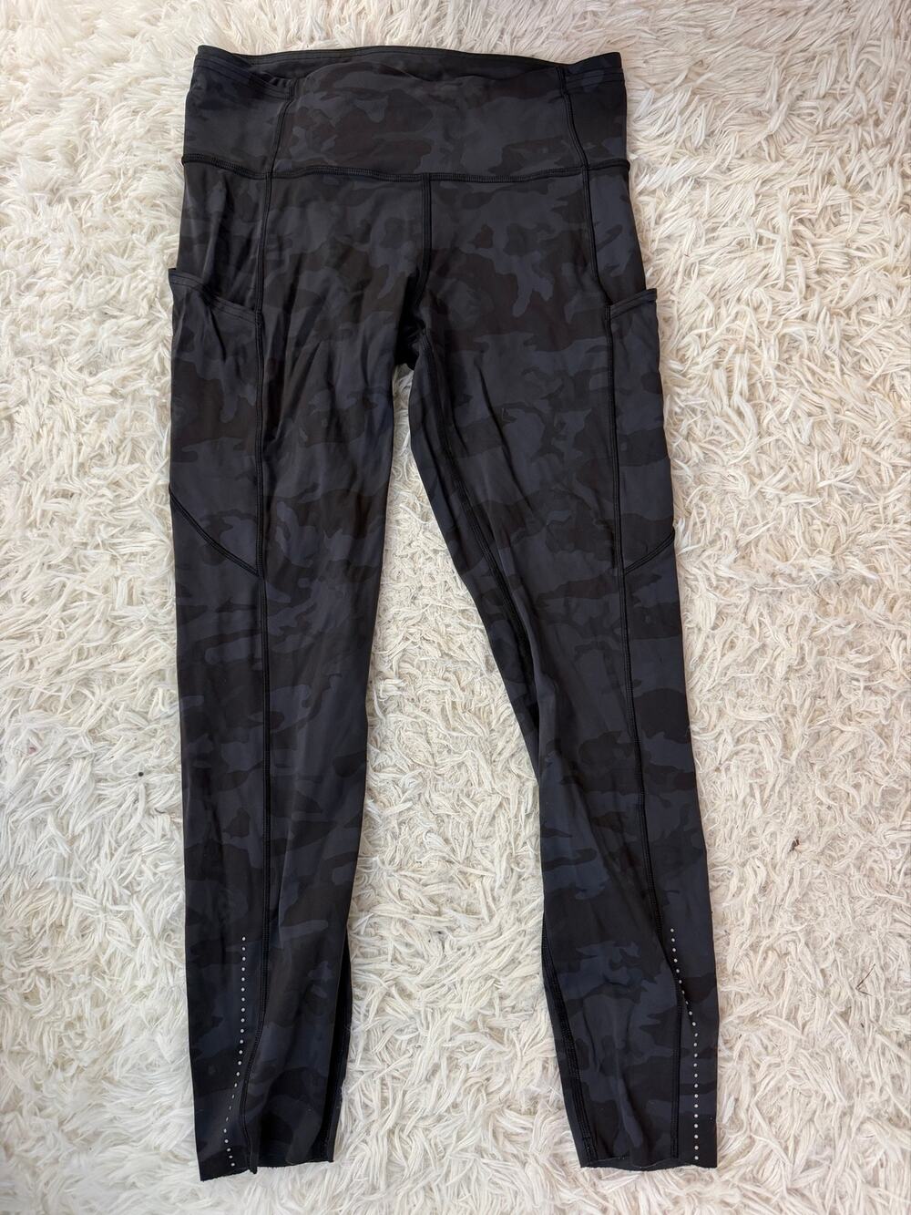 Lululemon Fast and Free Tight II 25" *Nulux
Incognito Camo Multi Grey